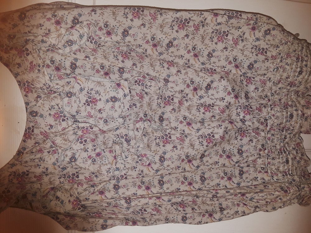 Women top nice in great condition